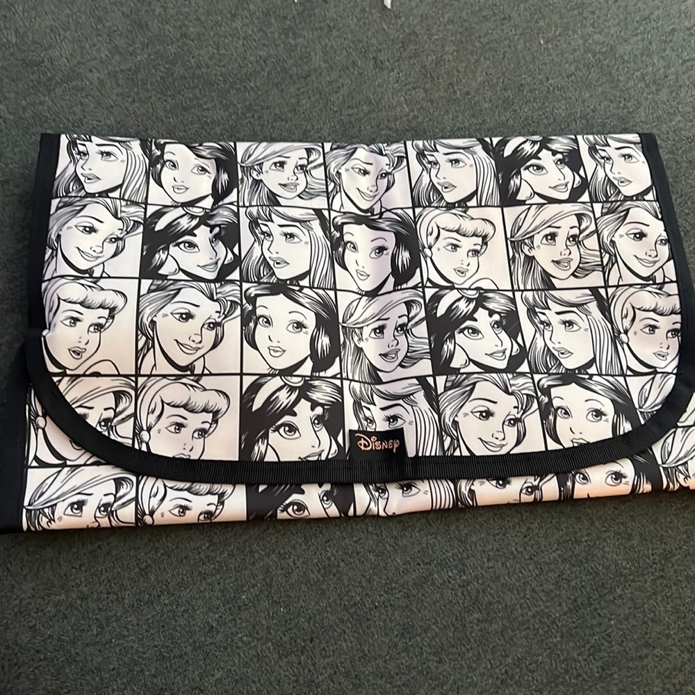 Disney princess jujube changing pad